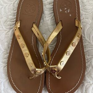 Tory Burch Gold Women's Sandals Size 7 Excellent Condition, no flaws!